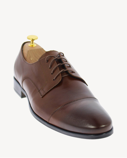 Brązowe półbuty wizytowe...