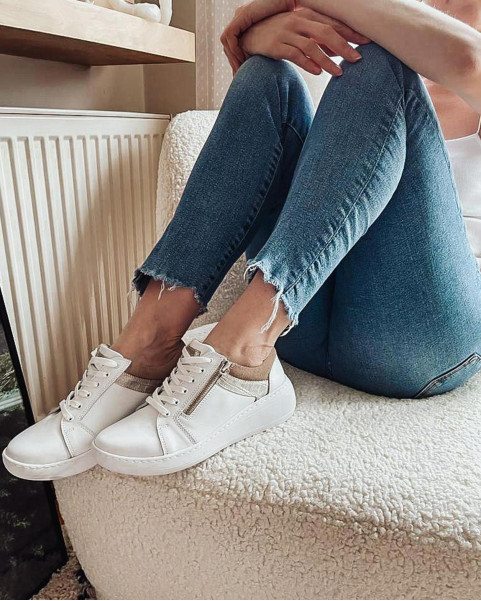 Białe sneakersy skórzane z...