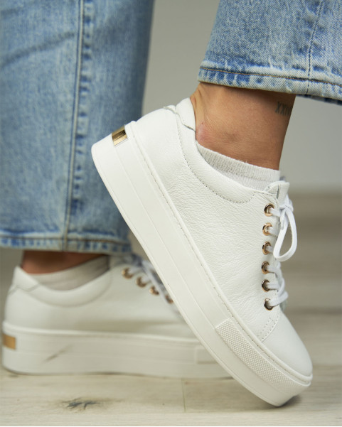 Białe trampki na 4cm podeszwie